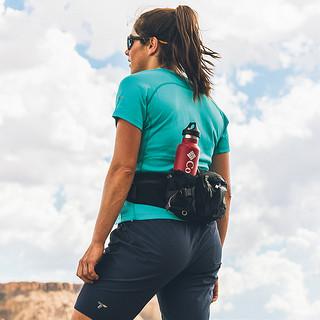 哥伦比亚2020夏季新款多功能腰包胸包挎包健身休闲包户外登山包潮